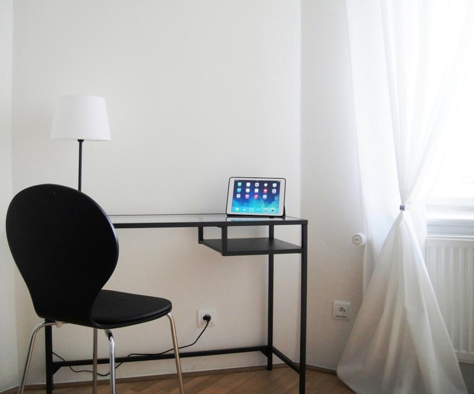 Modern Apartment Riegrovy Sady Prague Exterior photo
